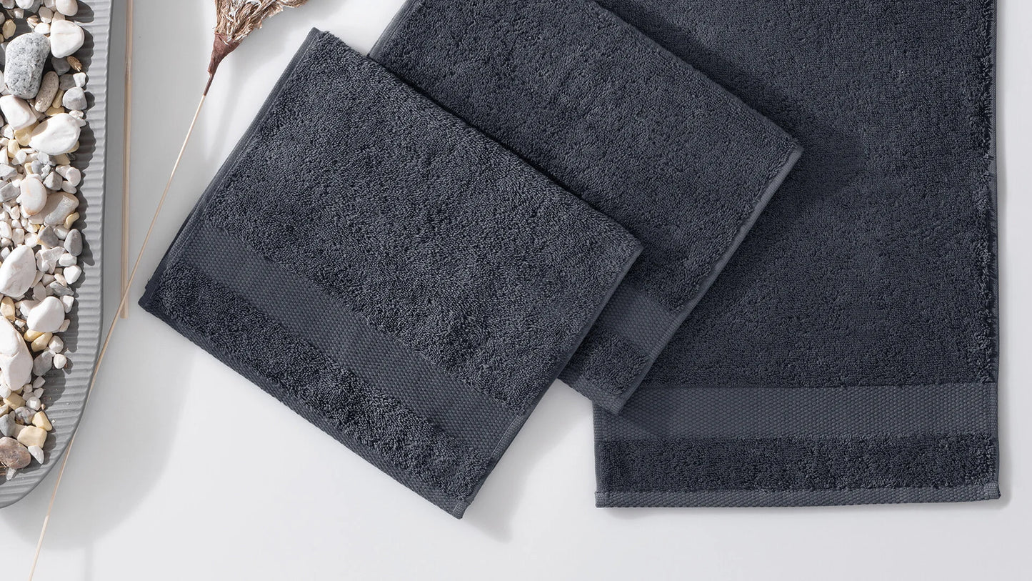 Хавлиена кърпа Essentials  - 50x90 см