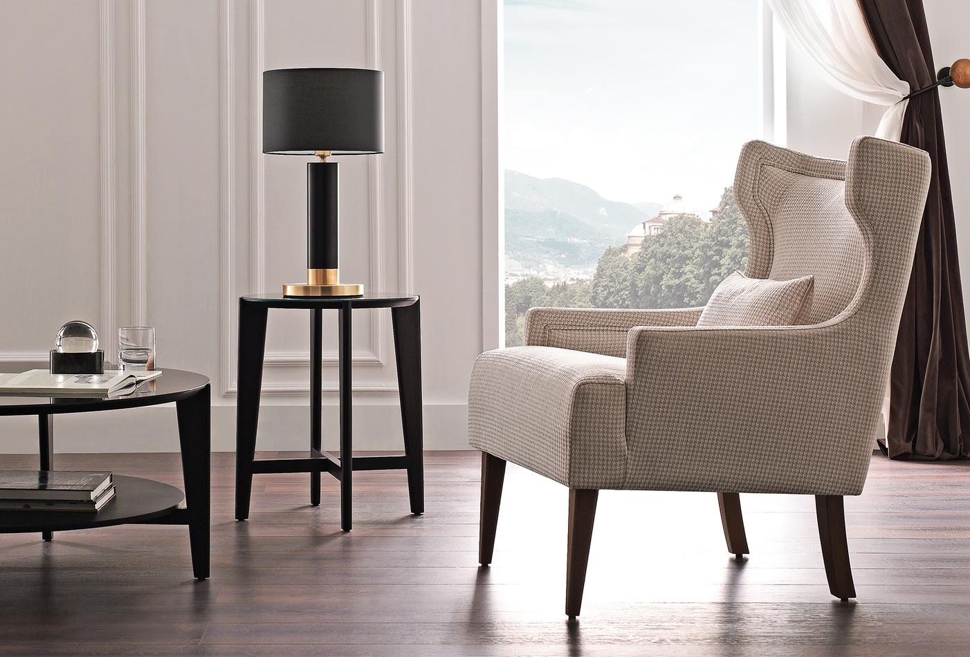 Настолна лампа Sera