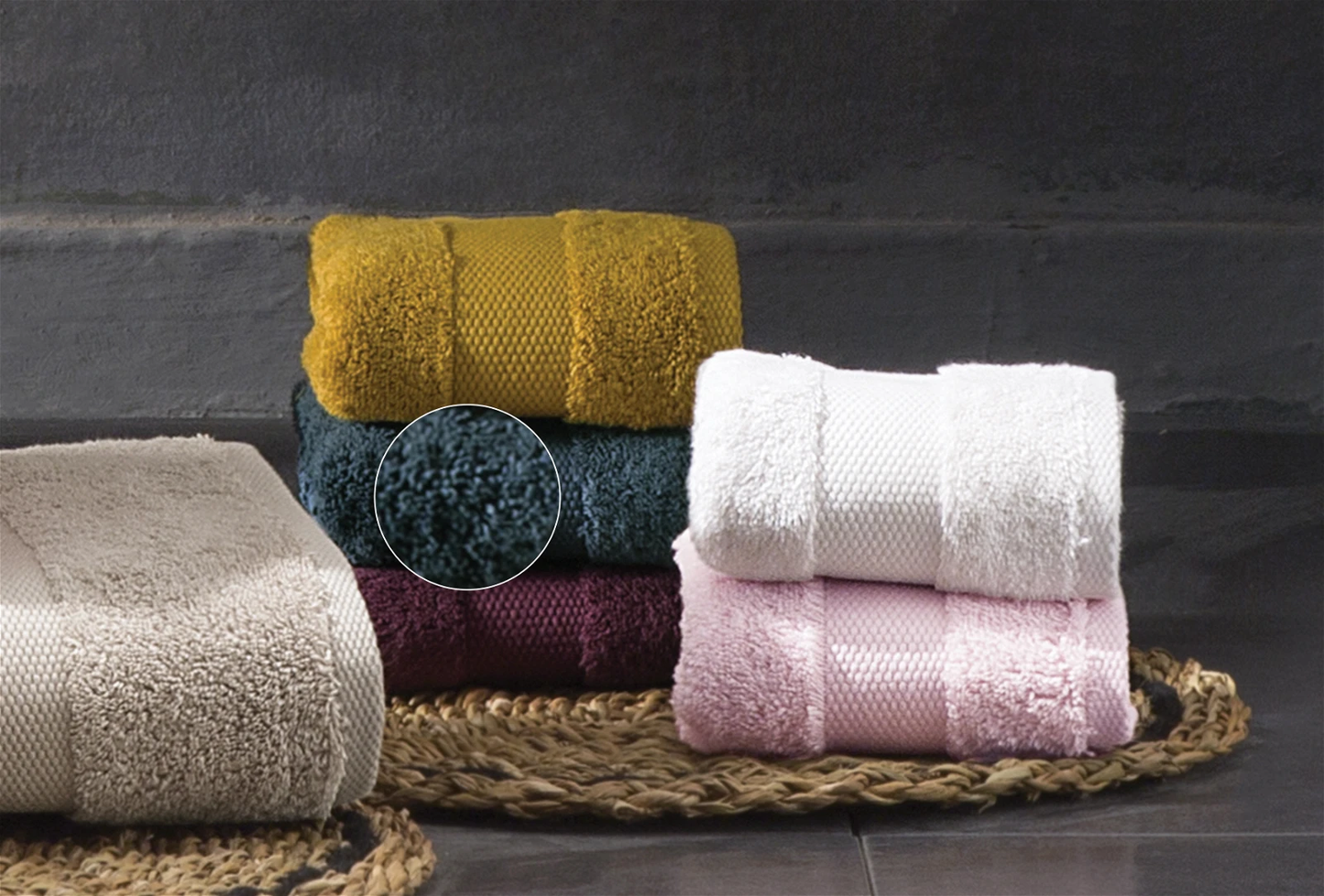 Хавлиена кърпа Essentials  - 50x90 см